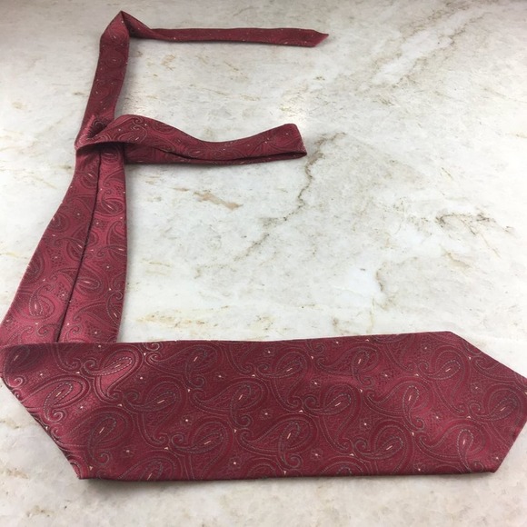 BERGAMO, NEW YORK, SILK TIE - Picture 3 of 10